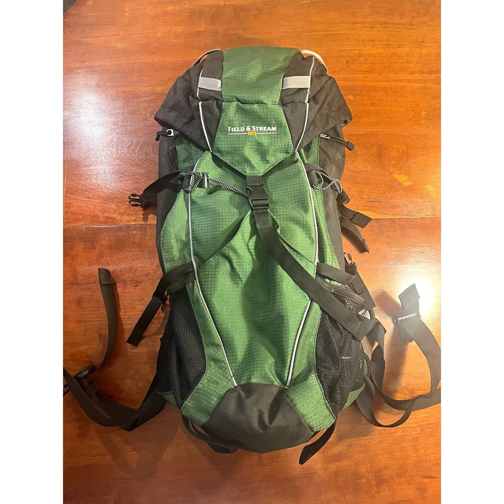 Field & Stream 1871 Hiking Backpack Green/Black Hip Belt Padded Straps Pockets